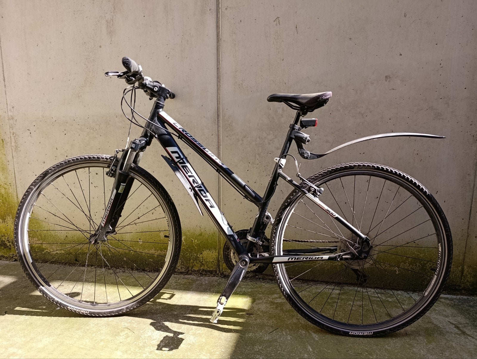 Merida crossway 300, Gebruikt, 26 inch, 10 tot 15 versnellingen, Velgrem