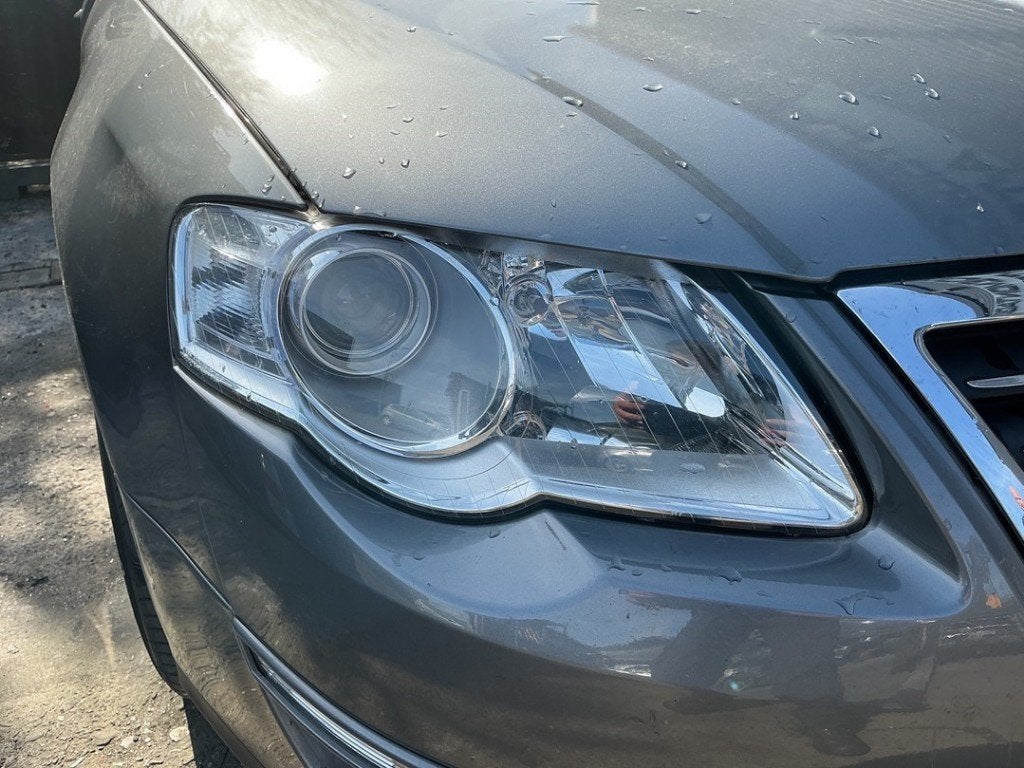 PHARE / OPTIQUE AVANT DROIT Volkswagen Passat Variant (3C5), Volkswagen, Volkswagen AG, Utilisé, Kundenbetreuung@volkswagen.de