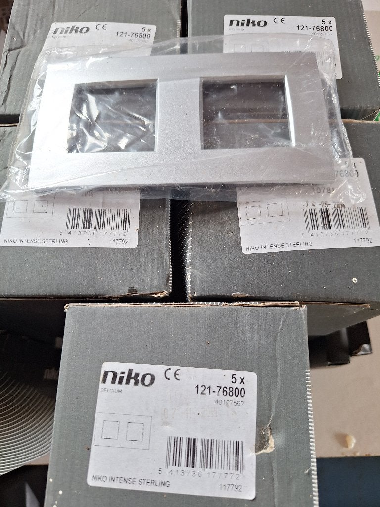 Afdekplaten niko kleur 121, Ophalen, Nieuw