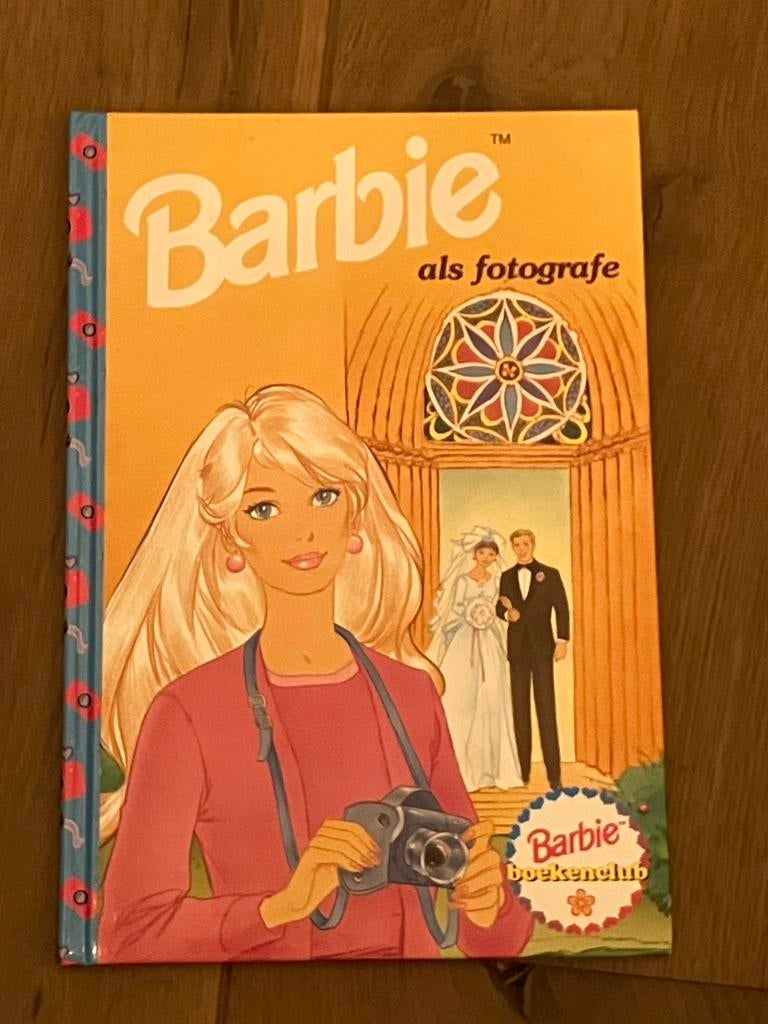 Barbie Boekenclub - Barbie als fotografe, Ophalen of Verzenden, Zo goed als nieuw, Fictie algemeen