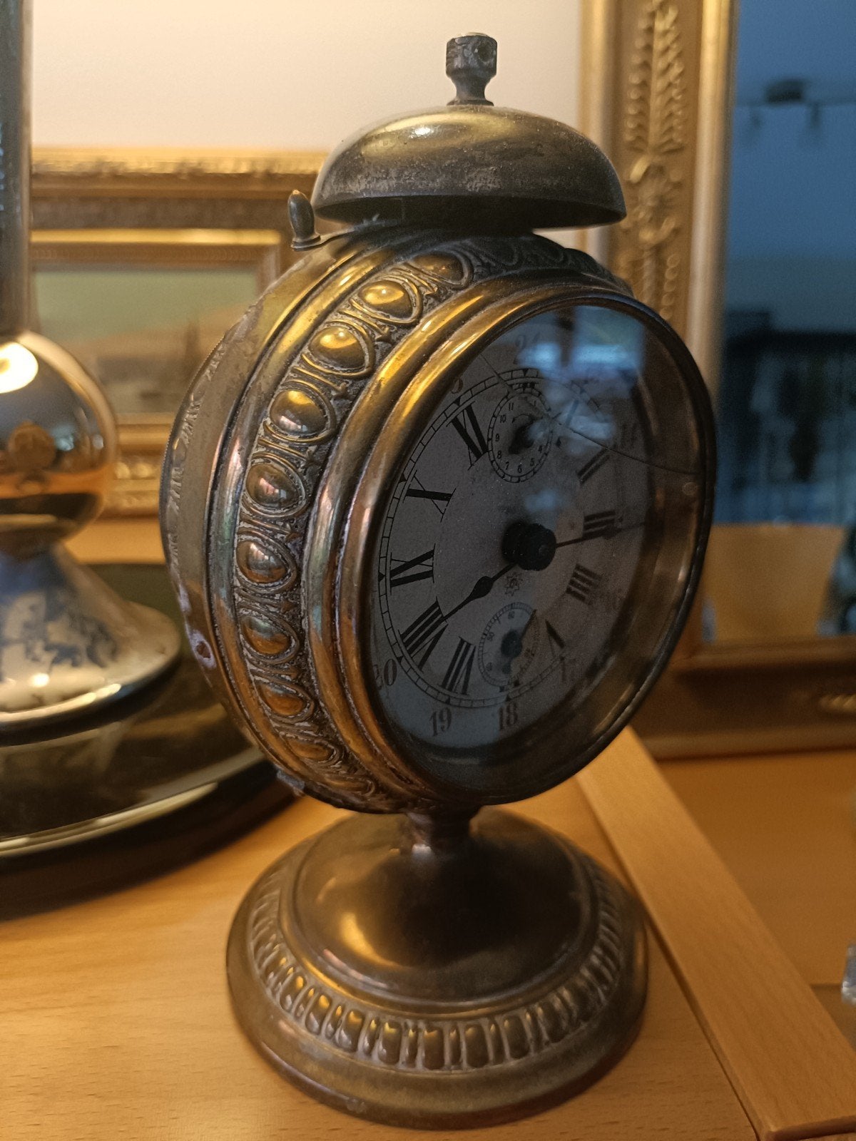 Horloge JUNGHANS 1900. En laiton avec cloche. À réviser, Enlèvement ou Envoi