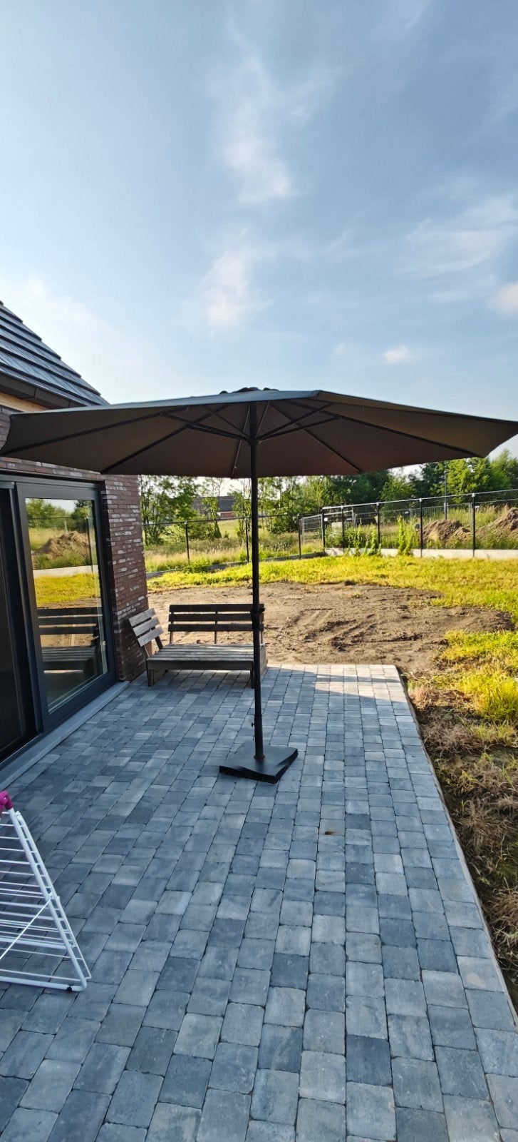 Parasol aluminium grijs 3,5m inclusief voet en parasolhoes, Ophalen, Zo goed als nieuw, 3 tot 4 meter