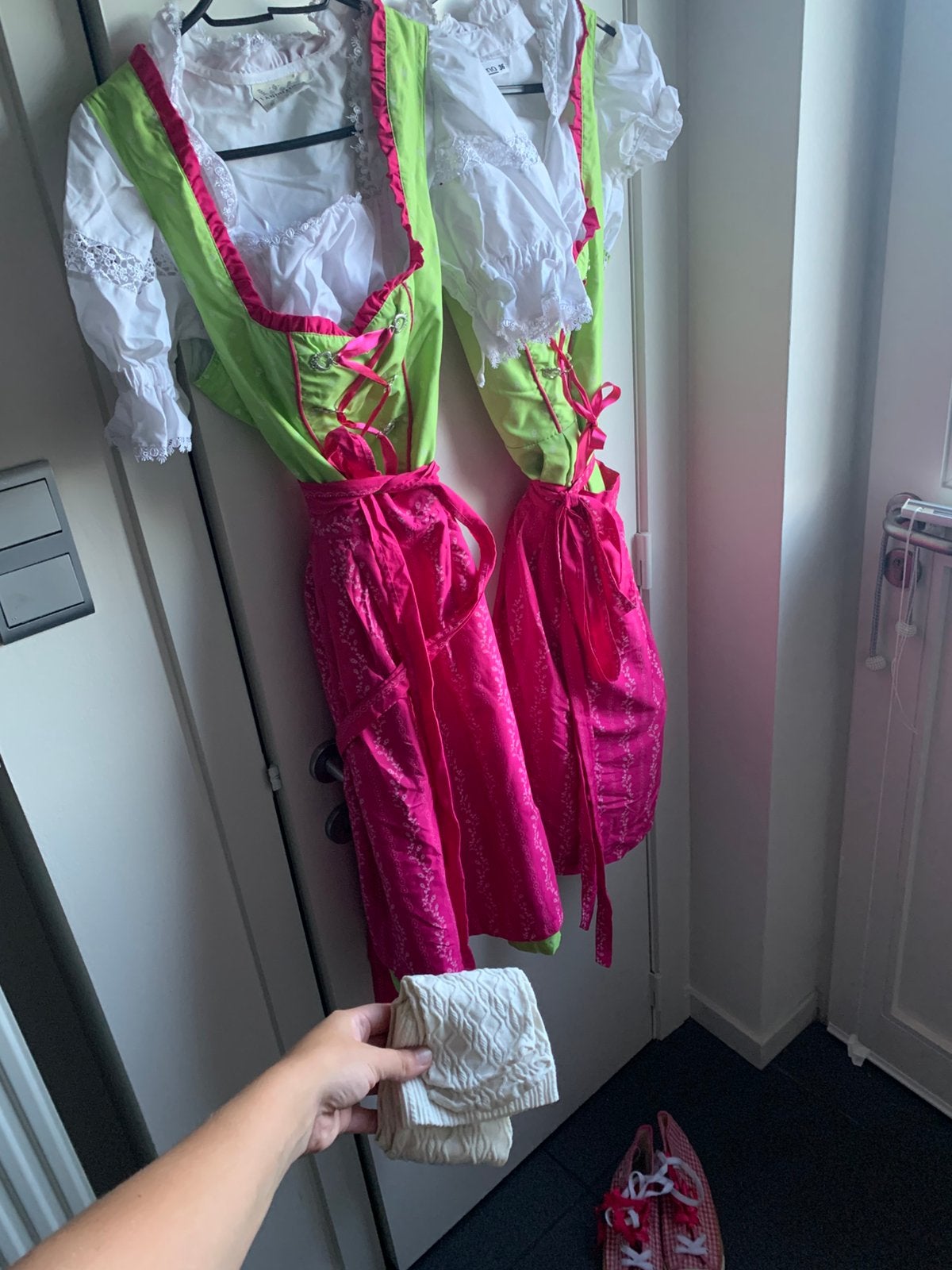 Oktoberfest - dirndl 34/36, Enlèvement ou Envoi, Comme neuf