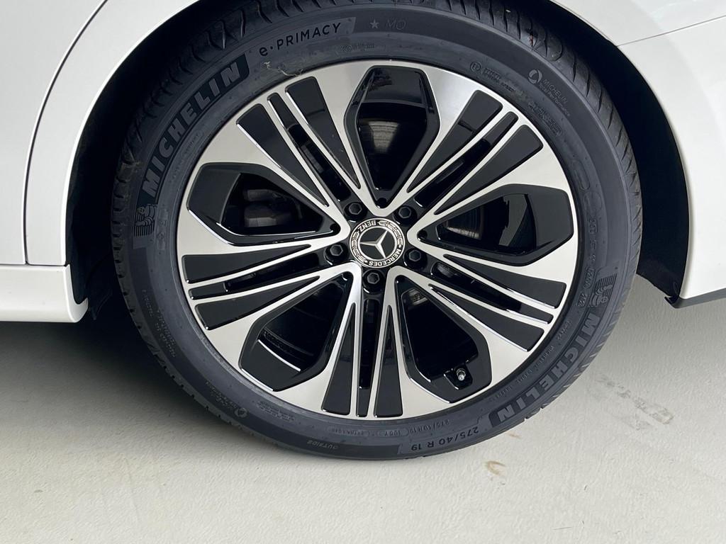 Mercedes-Benz E-Klasse 200 Break Luxury Line (automatique), Autos, Achat, Entreprise, 1905 kg, 5 portes