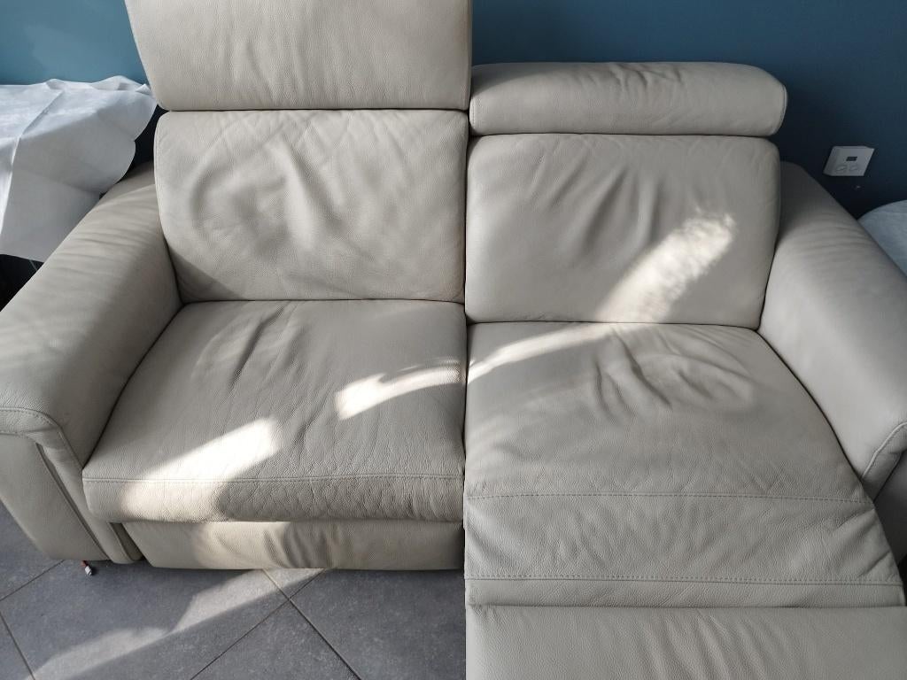 Canapé en cuir gris clair, Maison & Meubles, Canapés | Salons, Utilisé, Banc droit, Deux personnes, 150 à 200 cm, 75 à 100 cm