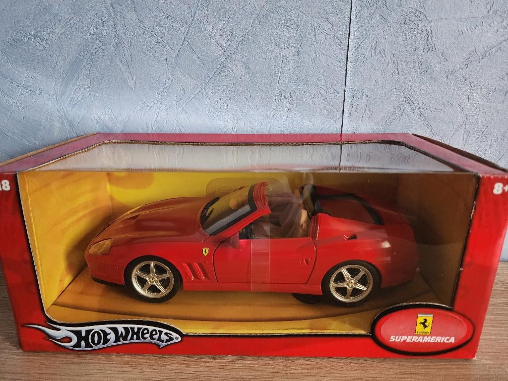 Ferrari 575 Superamerica 1/18, Ophalen, Nieuw, Auto, Hot Wheels