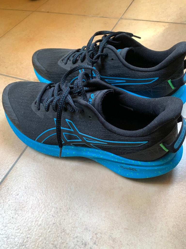 Asics loopschoenen, Sports & Fitness, Course, Jogging & Athlétisme, Course à pied, Chaussures de course à pied, Comme neuf, Enlèvement