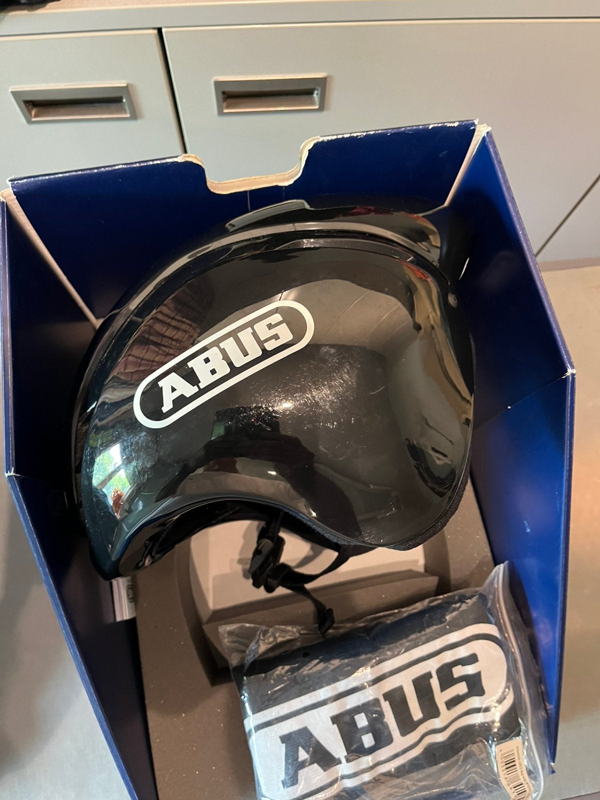 Tijdrit helm Abus, Vélos & Vélomoteurs, Accessoires vélo | Casques de vélo, Enlèvement, S