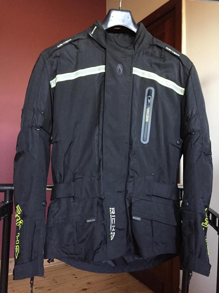 tenue de moto : gilet, combinaison, bottes et casque, Motos, Enlèvement, Pantalon | cuir