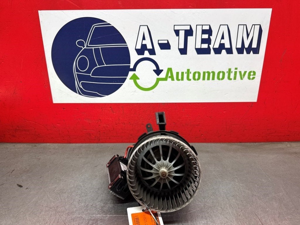 KACHEL VENTILATORMOTOR Audi A4 Avant (B8) (01-2007/12-2015), Info@audi.de, Audi, Audi AG, Gebruikt