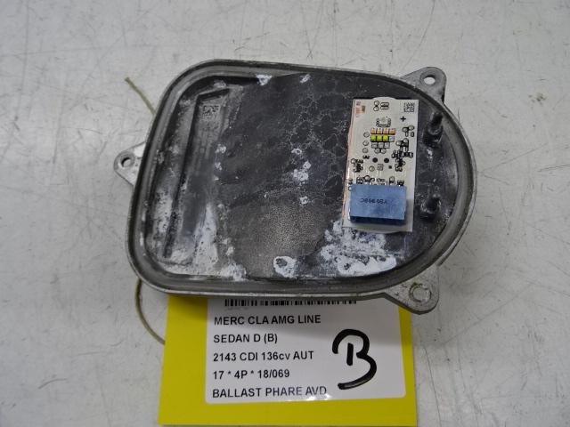 BALLAST DE PHARE XENON DROIT CLA (117.3) (A1769066500), Mercedes-Benz, Mevr. I. Hauben, Utilisé, Rue de l'Espoir 34 34
4030  GRIVEGNÉE, BE