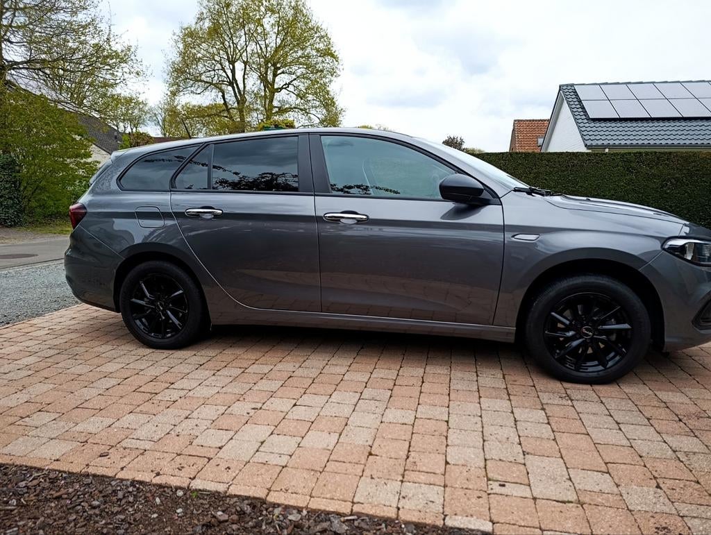 Passe essence Fiat Tipo SW 1.0 44000 km, Autos, Fiat, Particulier, Tipo, ABS, Airbags, Air conditionné, Bluetooth, Ordinateur de bord