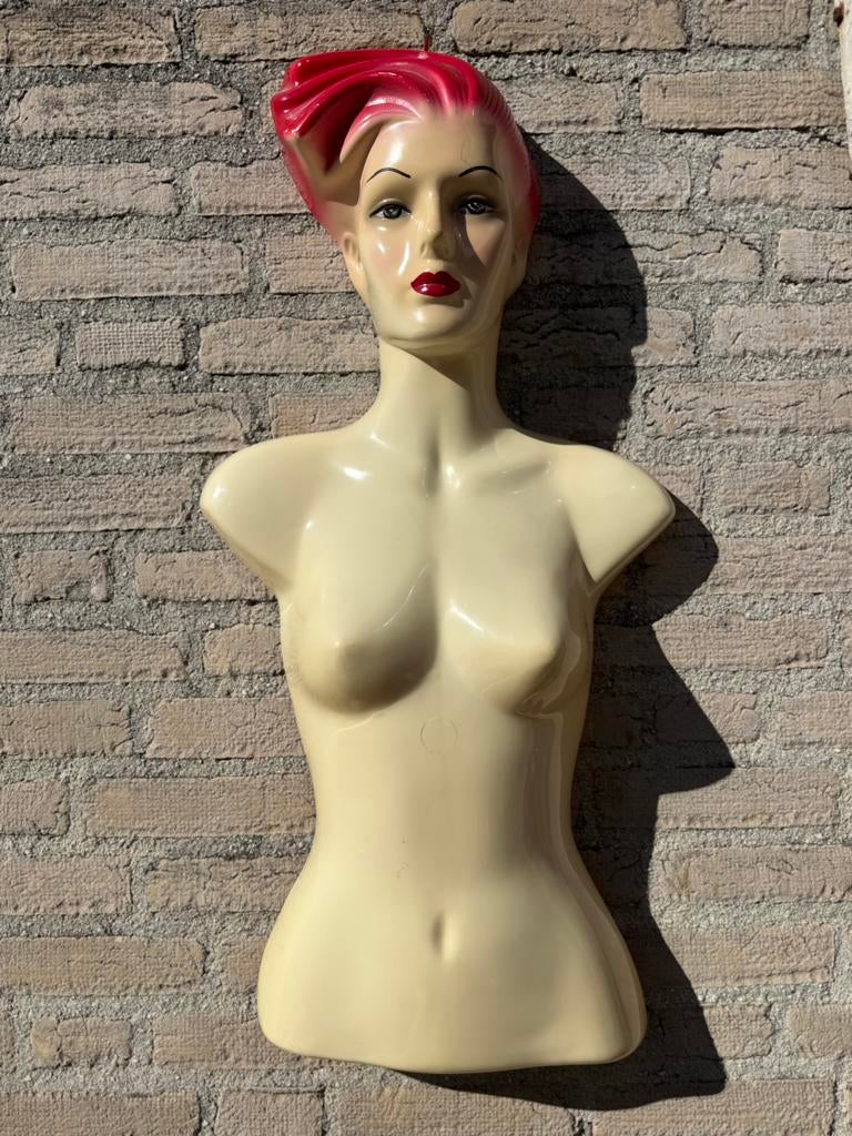Image publicitaire Old Mannequin Bust, Collections, Marques & Objets publicitaires, Utilisé, Ustensile, Enlèvement ou Envoi