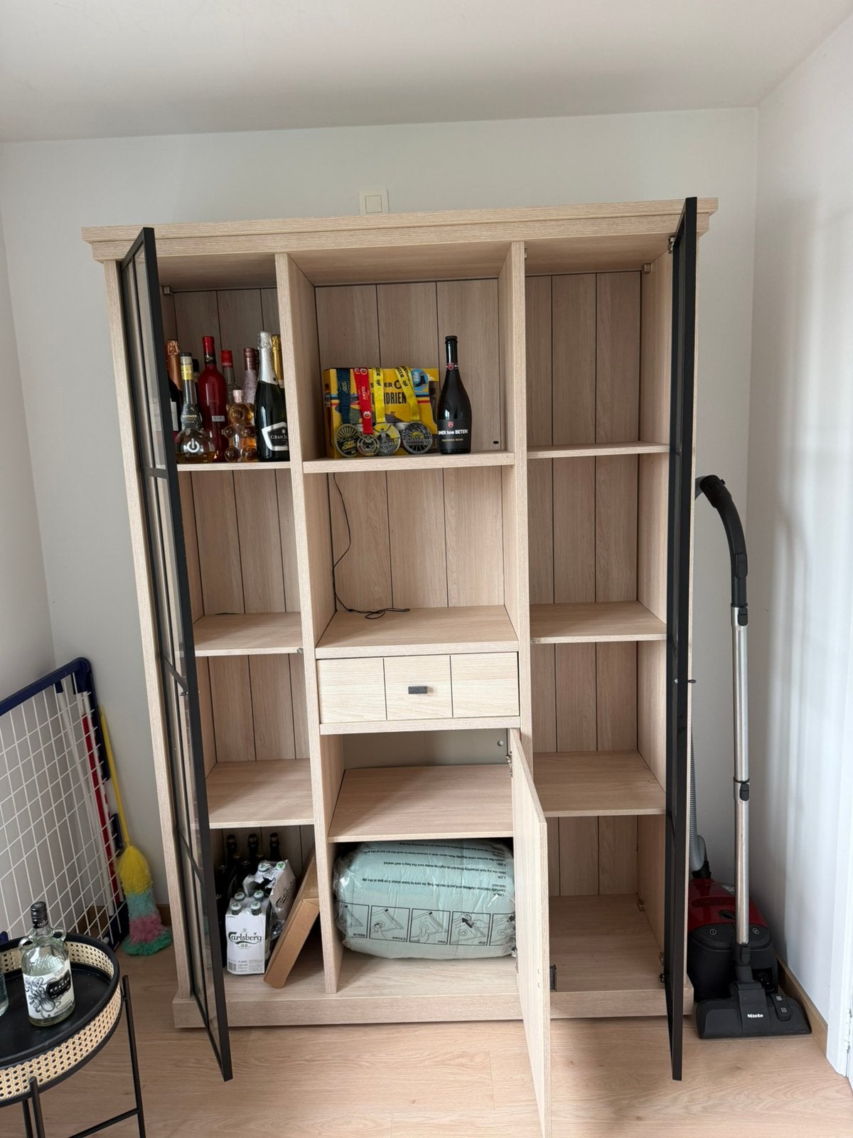 Dessoir en kast, Ophalen, Zo goed als nieuw