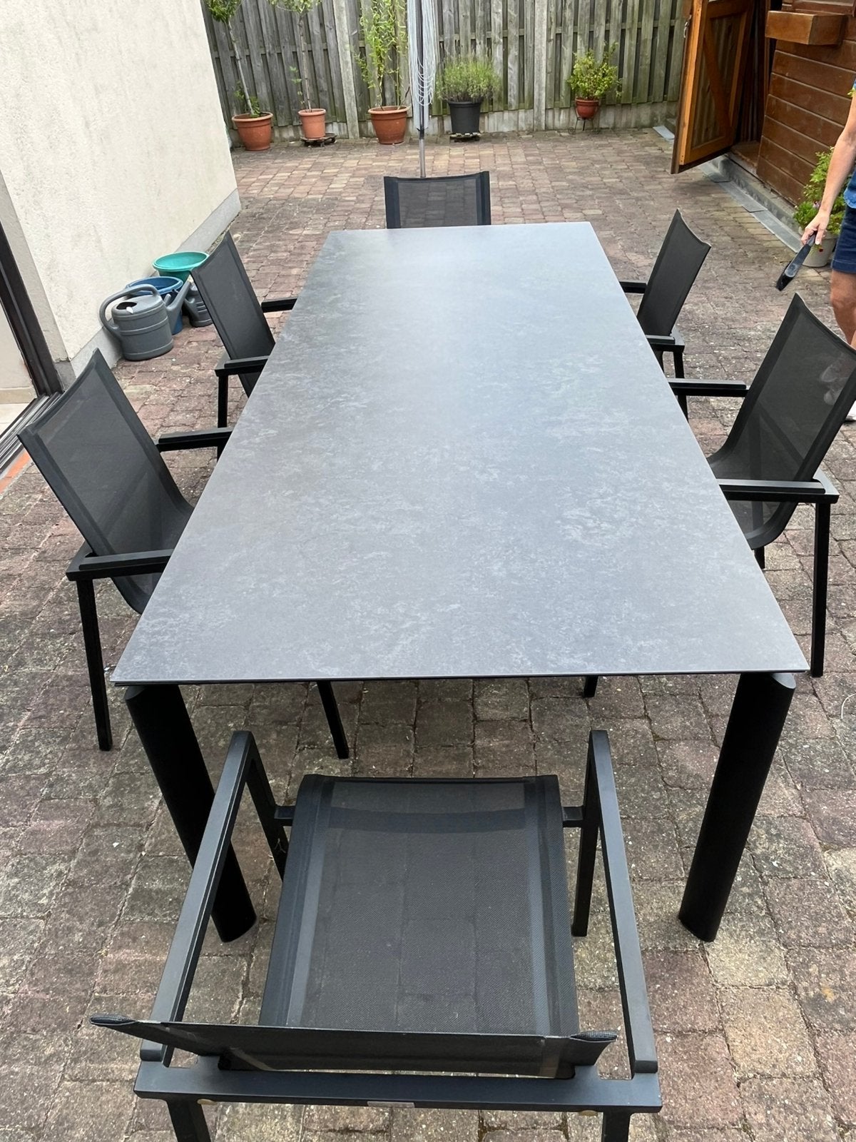 Gloednieuwe Tuintafel plus stoelen Grijs, Ophalen, Zo goed als nieuw