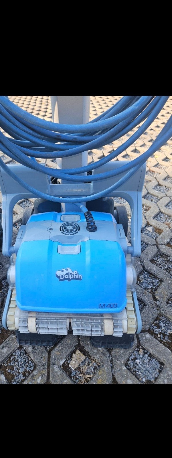 Zwembad robot Dolphin M400, Ophalen