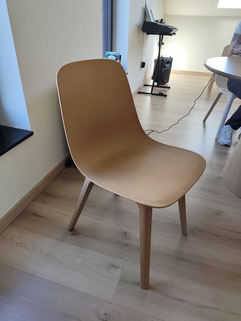 Stoelen, Huis en Inrichting, Stoelen, Ophalen, Kunststof, Gebruikt, Bruin
