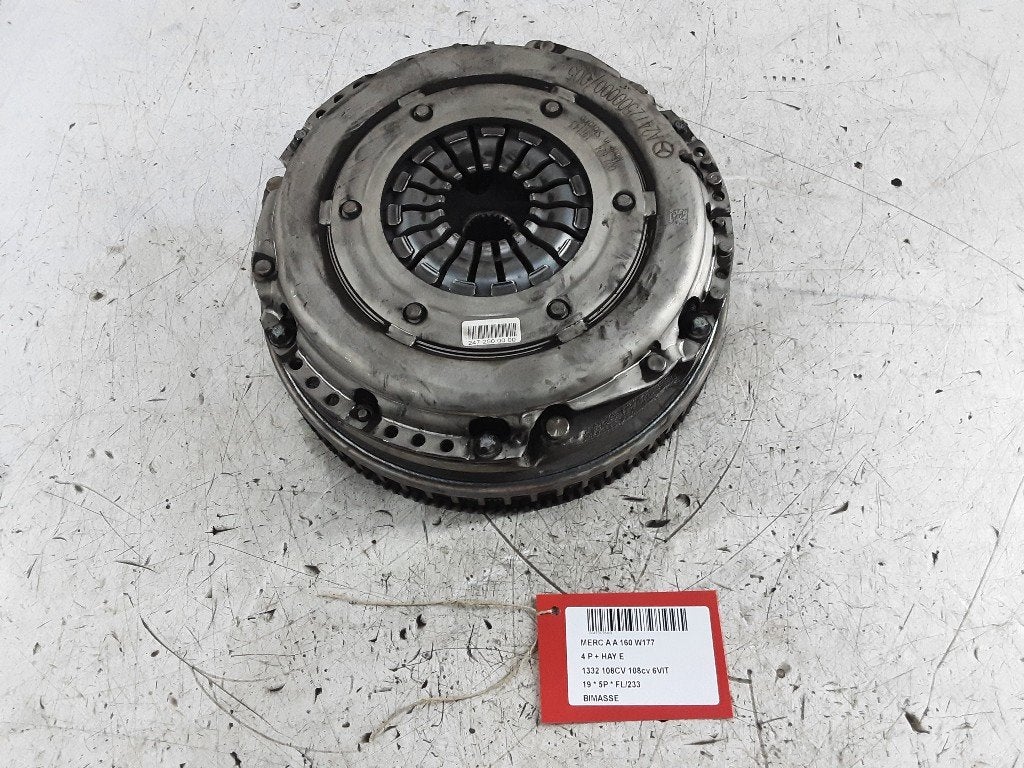 VLIEGWIEL DUBBELE MASSA A (177.0) (A2820301200Q03), Gebruikt, Mercedes-Benz, Dialog.mb@mercedes-benz.com, Mercedes-Benz AG