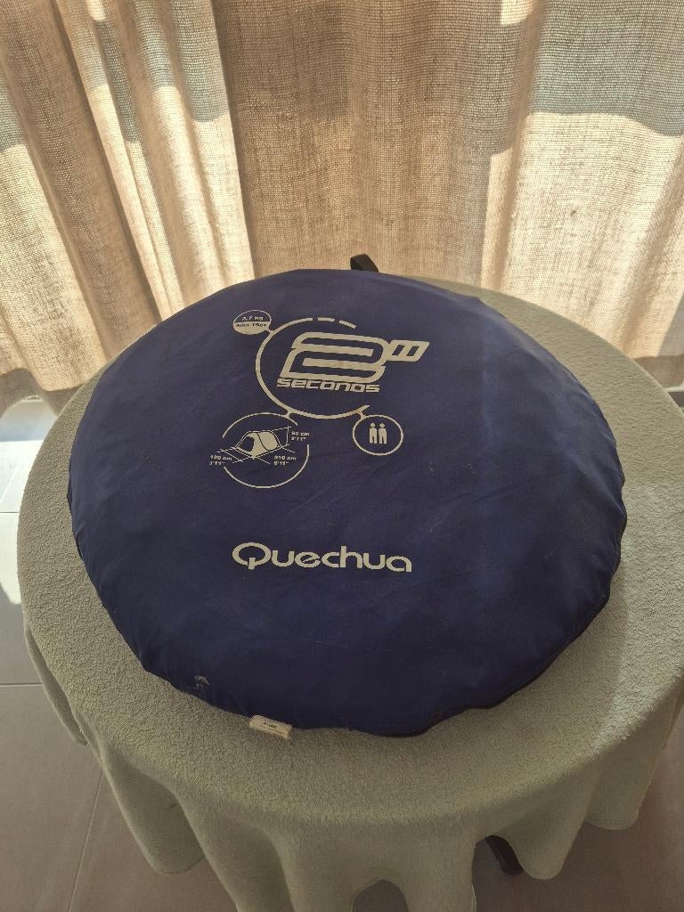 Quechua 2 persoon tent 2sec, Ophalen, Gebruikt, Tot en met 2