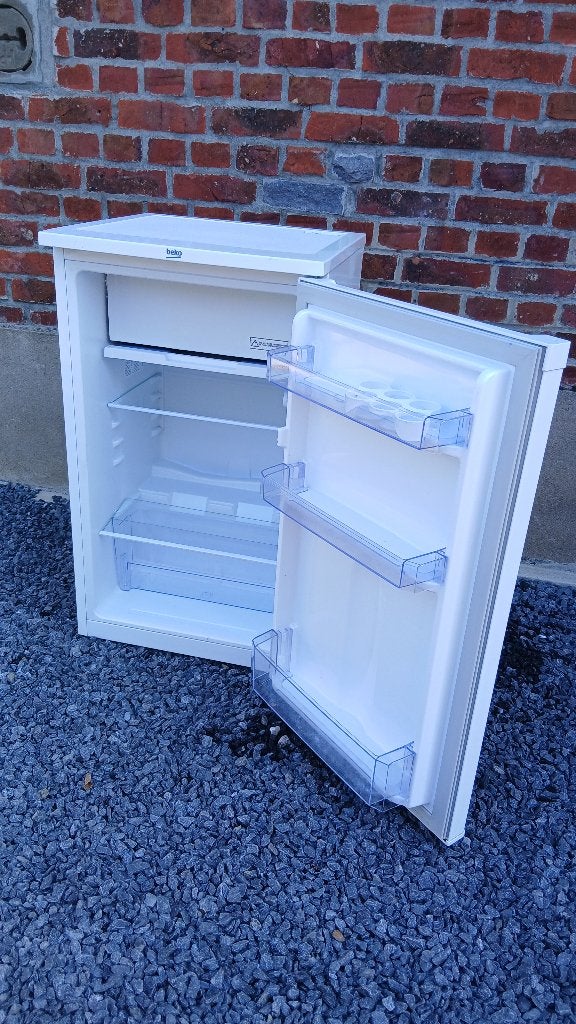Frigo de table, Electroménager, 75 à 100 litres, Enlèvement, Comme neuf, Avec compartiment congélateur