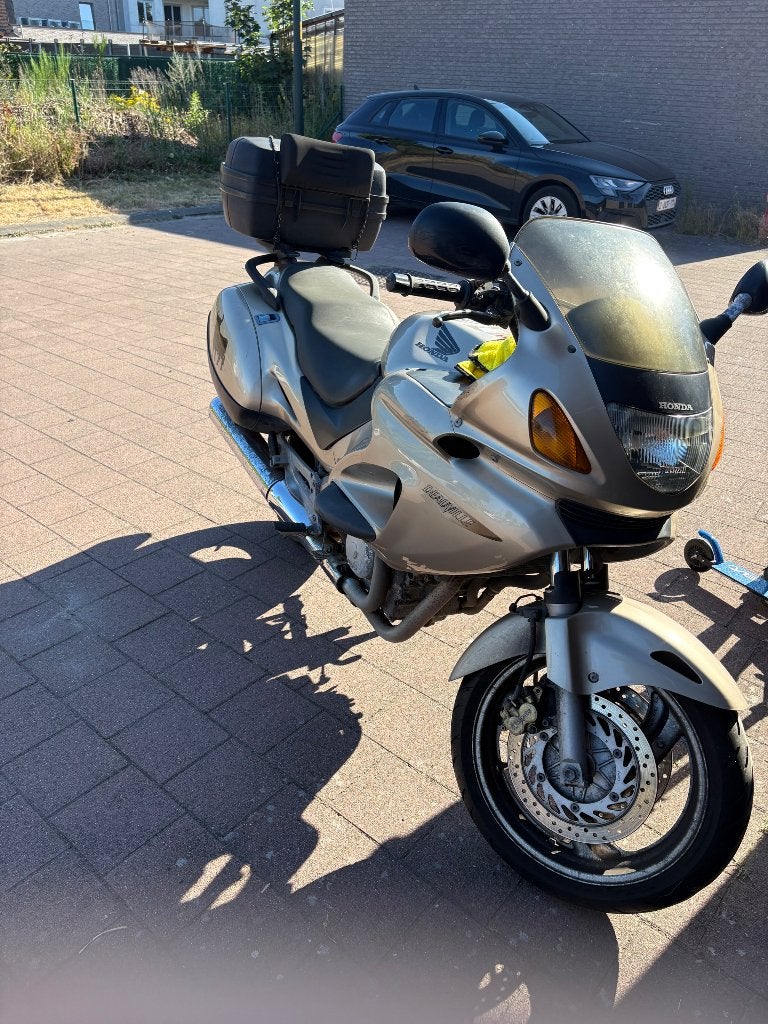 Honda deauville, Motoren, Motoren | Honda, Particulier, Toermotor, meer dan 35 kW, 2 cilinders, Handgeschakeld, Gebruikt, Ophalen