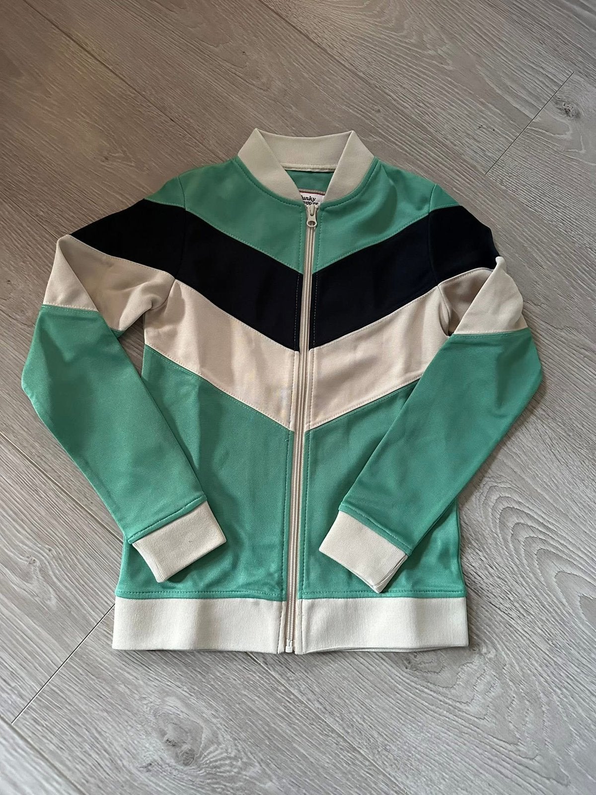 *4FF nieuwe vest * maat 146/152, Enlèvement ou Envoi, Neuf