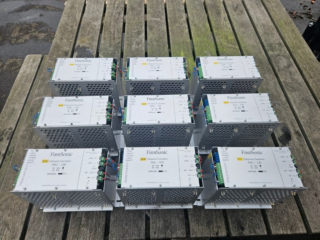 :3 x Finnsonic Ultrasonic Generator FSG-120, Hobby en Vrije tijd, Elektronica-componenten, Ophalen of Verzenden, Gebruikt