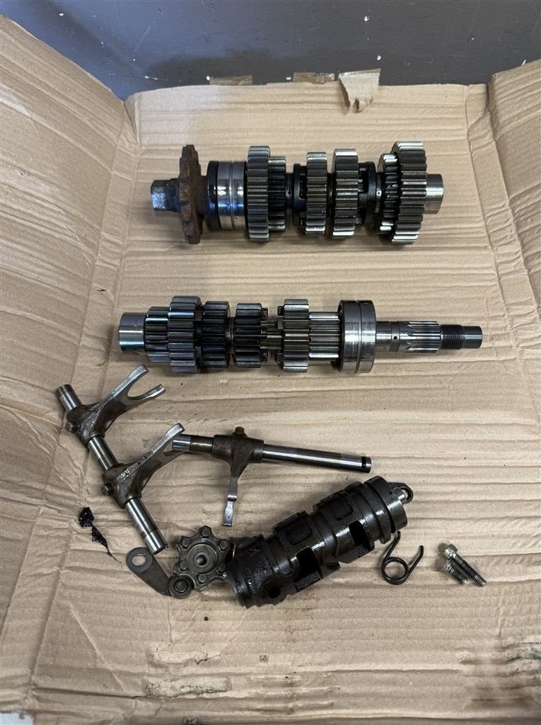 Kawasaki Xx9r C complere versnellingsbak onderdelen en selec, Motoren, Accessoires | Overige, Zo goed als nieuw, Ophalen of Verzenden