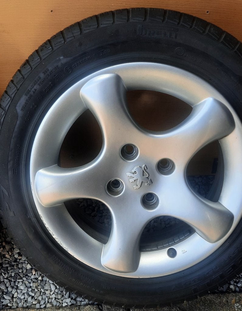 Jantes Peugeot modèle  Cyclone., Autos : Pièces & Accessoires, 15 pouces, Véhicule de tourisme, Pneus été, Enlèvement