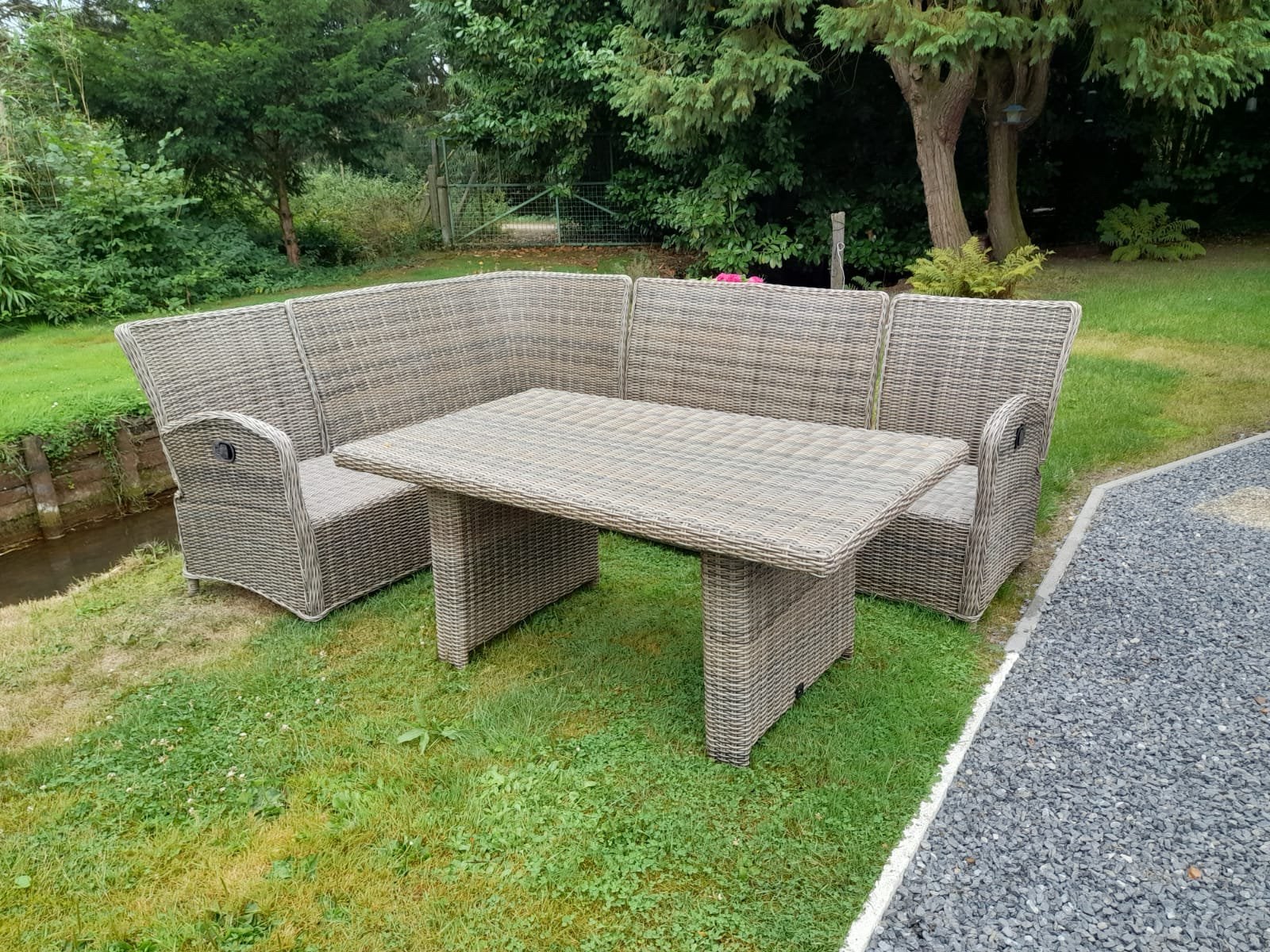 Lounge set Le Sud, hoekzetels en tafel, Ophalen, Gebruikt