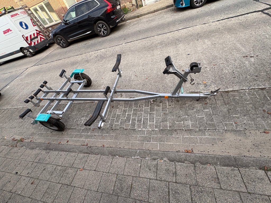 Aanhanger boot, Ophalen, Zo goed als nieuw