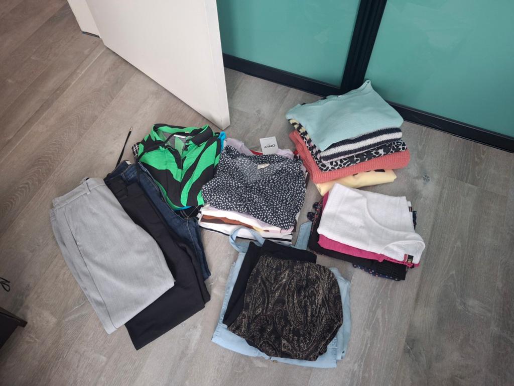 Pakket dameskleding maat small/36.Superdry, Object, Vila, .., Enlèvement