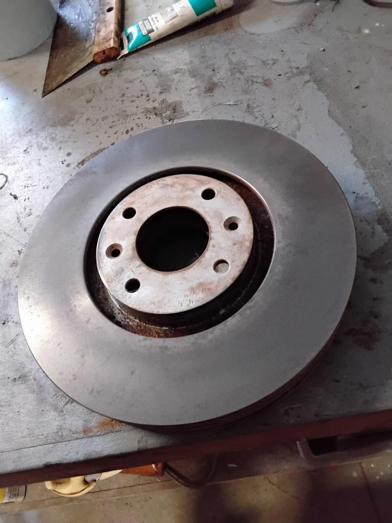 2 disques freins NEUFS  C2 challenge 302mm, Auto-onderdelen, Ophalen of Verzenden, Peugeot