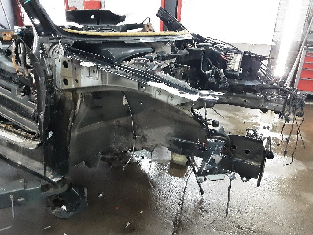 PARE BOUE AVANT DROIT Audi A1 Sportback (GBA) (01-2018/-), Garde-boue, Mevr. I. Hauben, Audi, Utilisé