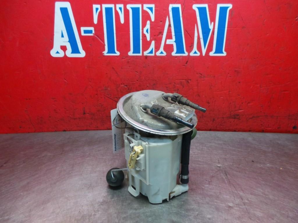 BRANDSTOFPOMP Opel Corsa C (F08 / 68) (93171075), Auto-onderdelen, Gebruikt, Opel