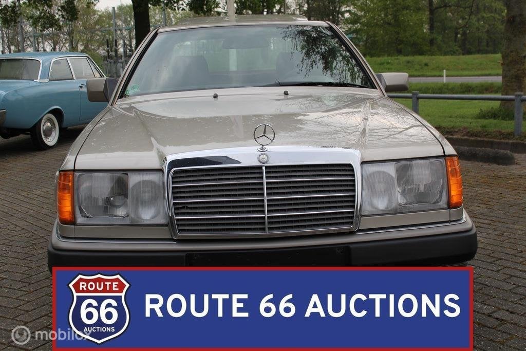 Mercedes-Benz 230 CE | 1991 | Route 66 Auctions, foto 4