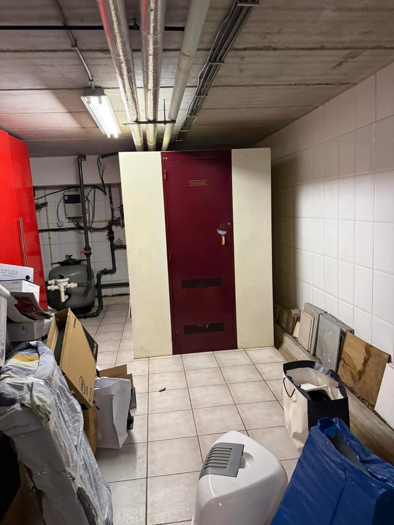 Wijnkast ( vinosafe), Huis en Inrichting, Woonaccessoires | Wijnrekken, Ophalen