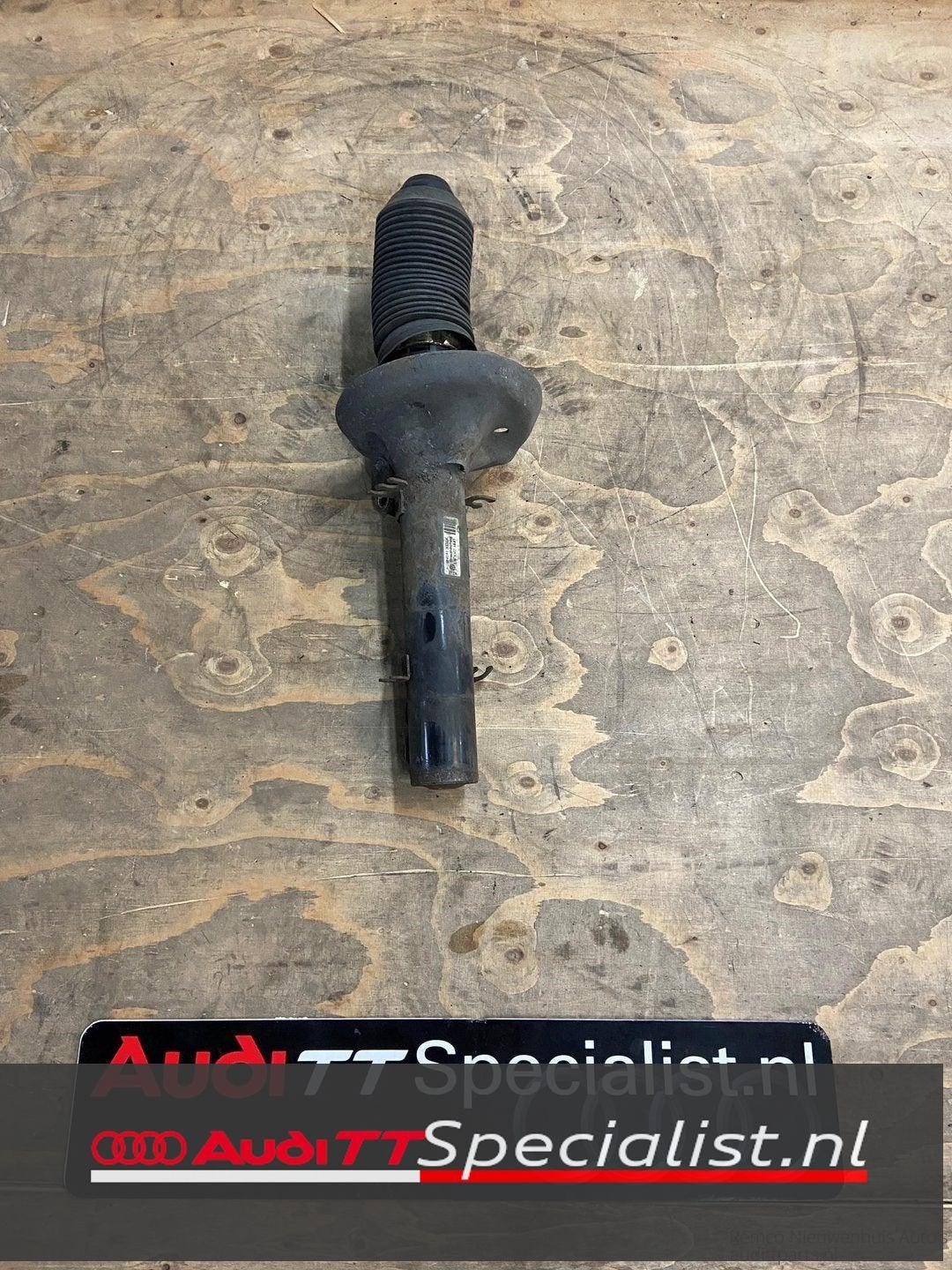 Veerpoot gebruikt  links Audi TT mk1 1998-2006 onderdeelnumm, -, Audi, Utilisé, -