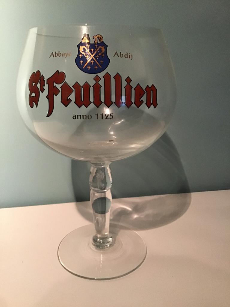 St feuillien glas 3l, Enlèvement, Comme neuf