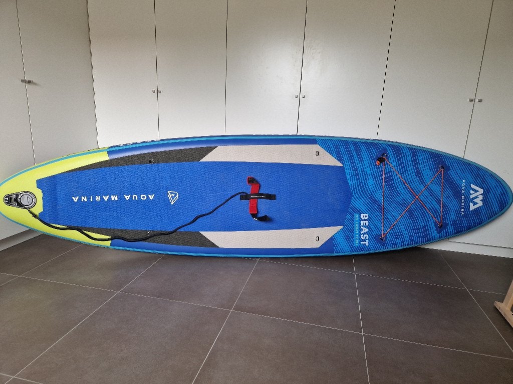 SUP Board AQUA MARINA BEAST, Watersport en Boten, Overige Watersport en Boten, Ophalen, Zo goed als nieuw