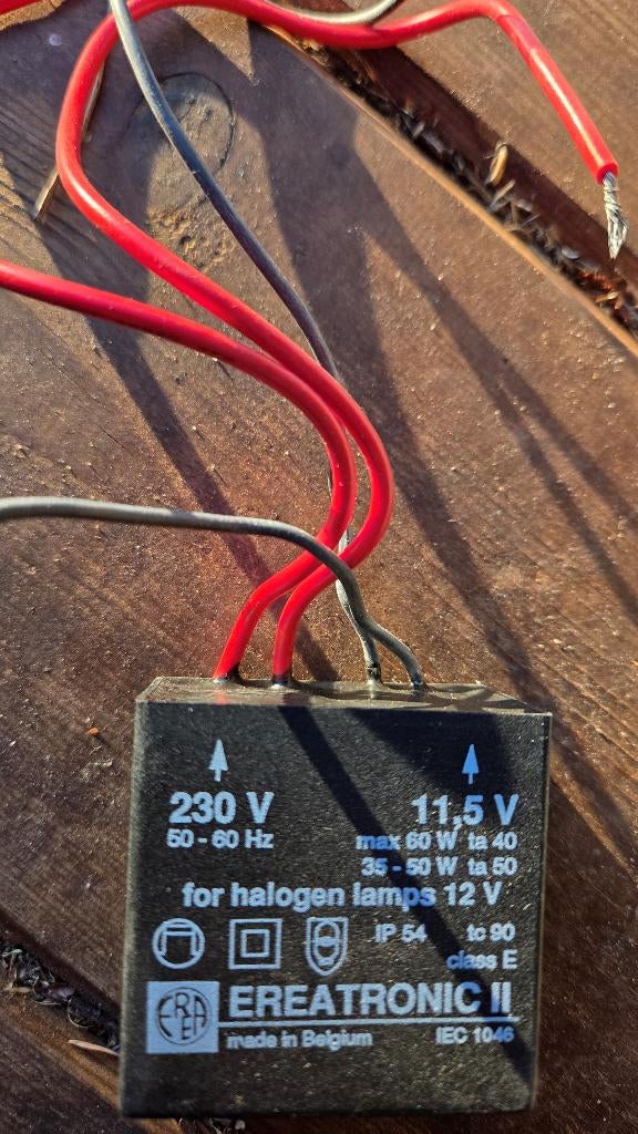 Transformateurs, Bricolage & Construction, Électricité & Câbles, Enlèvement, Neuf
