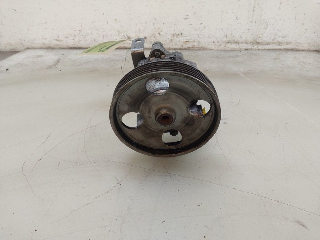POMPE DE DIRECTION Peugeot Boxer (U9) (|9805820980|), Robert Bosch AG, Utilisé, Robert-Bosch-Allee 1
74232  Abstatt, DE, Engineering@bosch.com