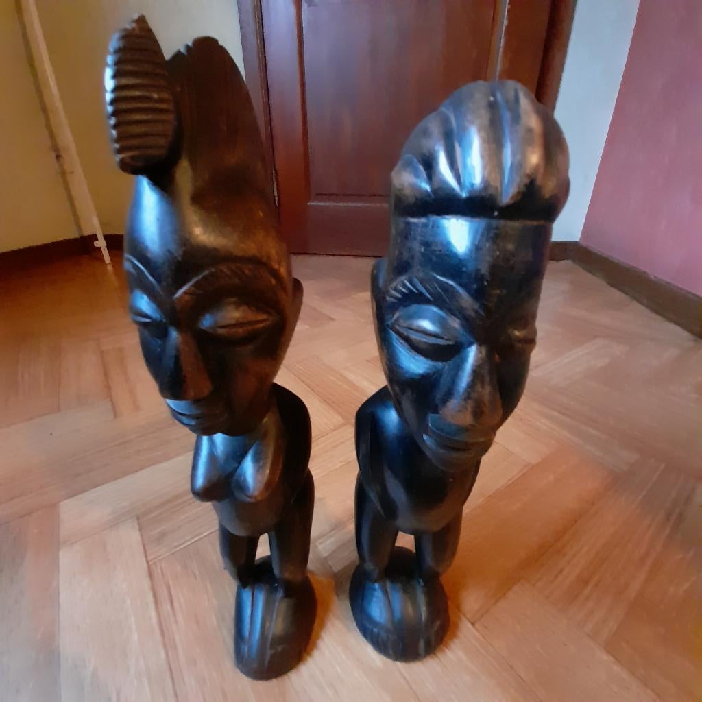 Verschillende houten beelden +schaal, Antiek en Kunst, Ophalen, Overige onderwerpen, Houtsnijwerk, Hout