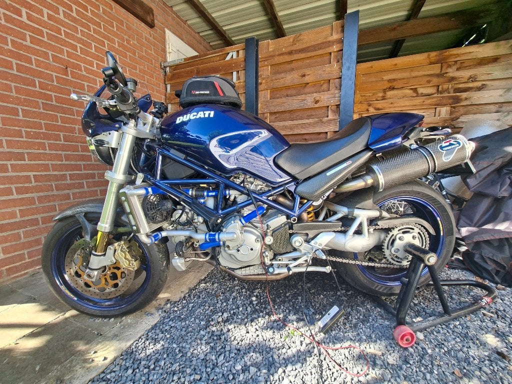 Ducati Monster S4R , in een mooie blauwe uitvoering., Motoren, Motoren | Ducati, 2 cilinders, Sportuitlaat, Gebruikt, Particulier