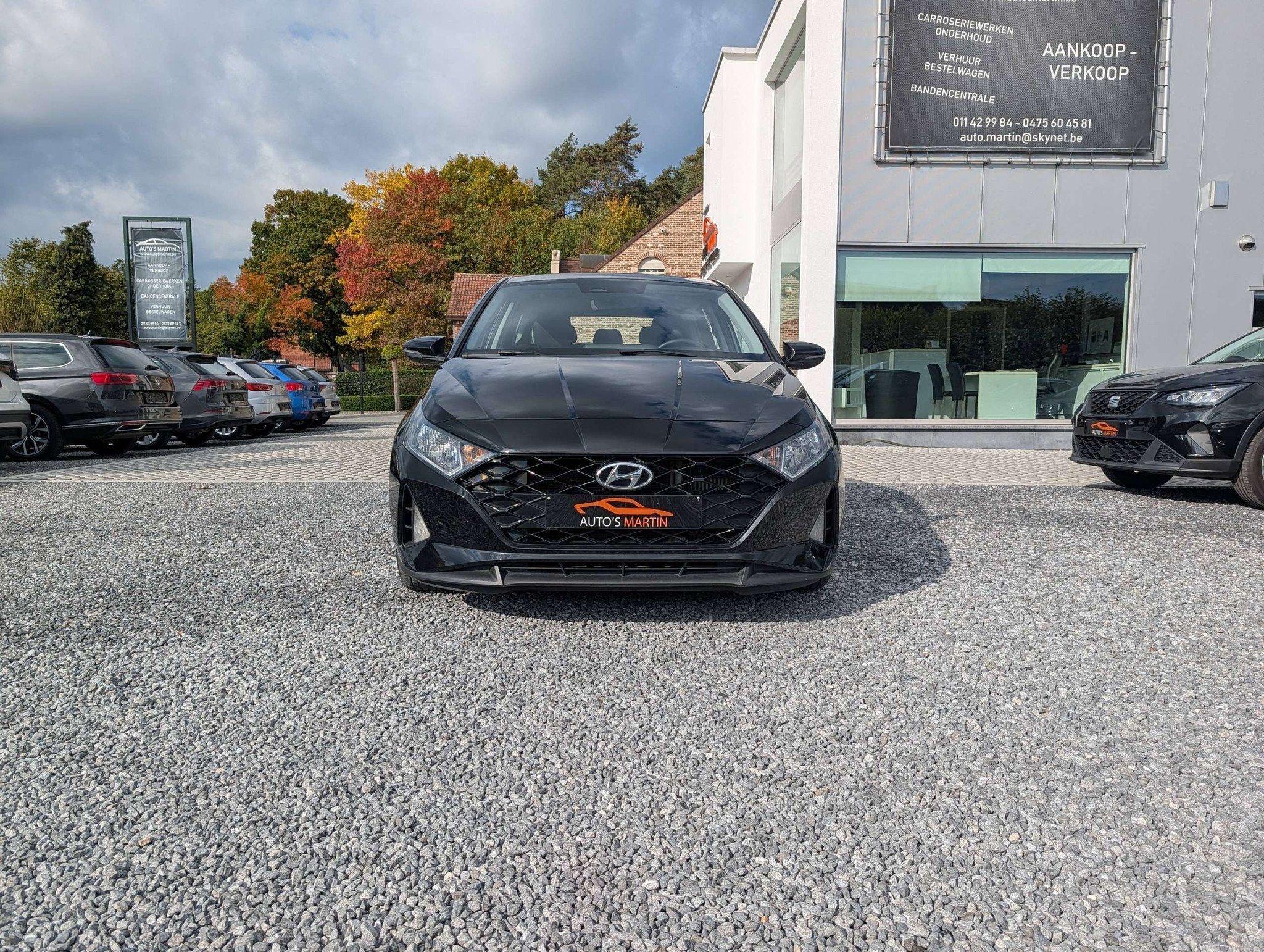 Hyundai i20 1.0 T-GDi Twist DCT | CARPLAY | CAMERA | CRUISE, Auto's, Stof, Gebruikt, Zwart, Bedrijf