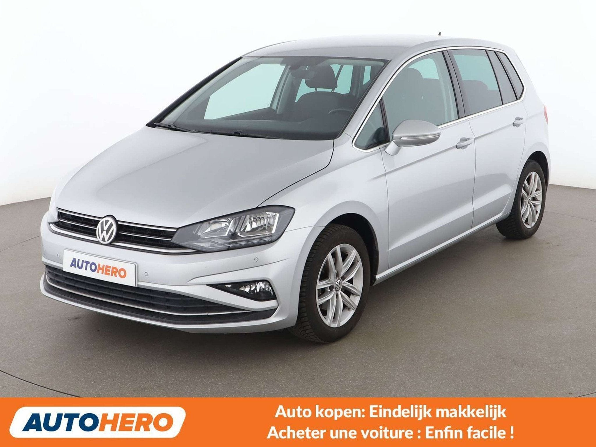 Volkswagen Golf 1.0 TSI Comfortline (bj 2018, automaat), Stof, Gebruikt, Zwart, Adaptive Cruise Control