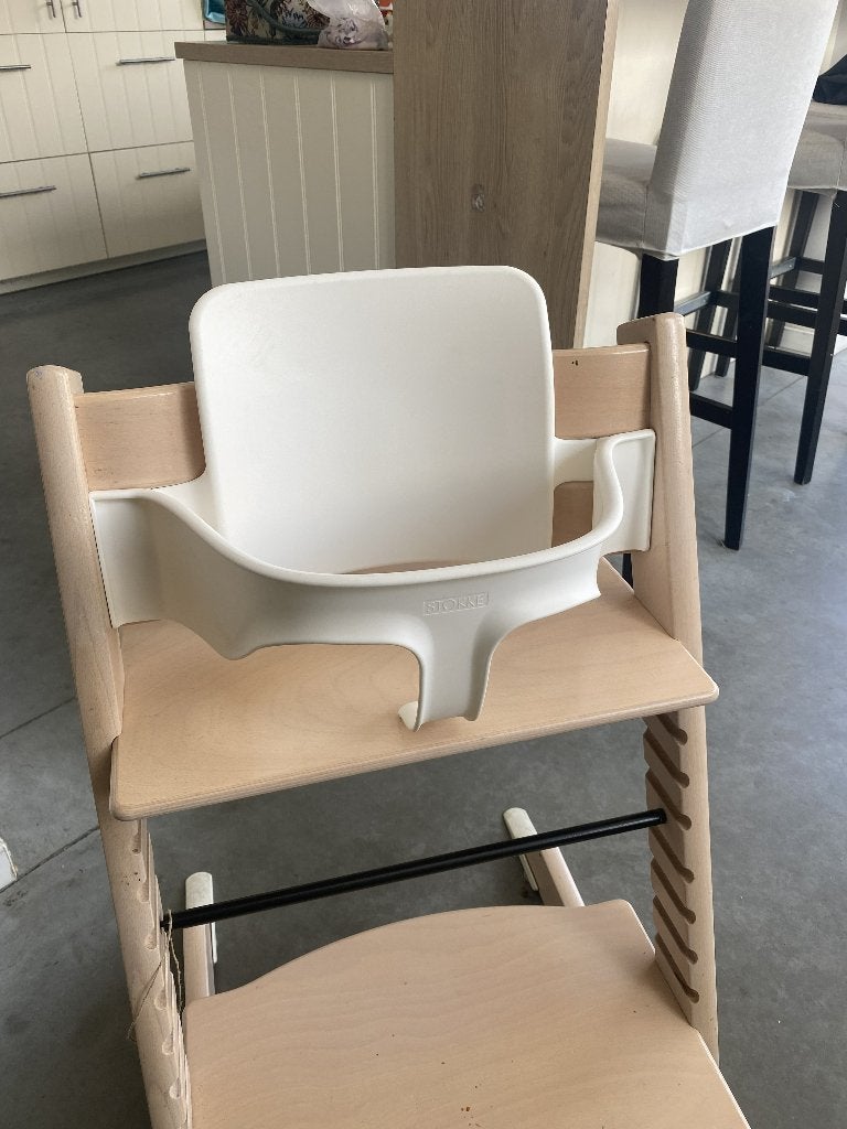 Stokke Tripp Trapp babyset + opbergvak+kussentjes, Ophalen, Zo goed als nieuw, Meegroeistoel