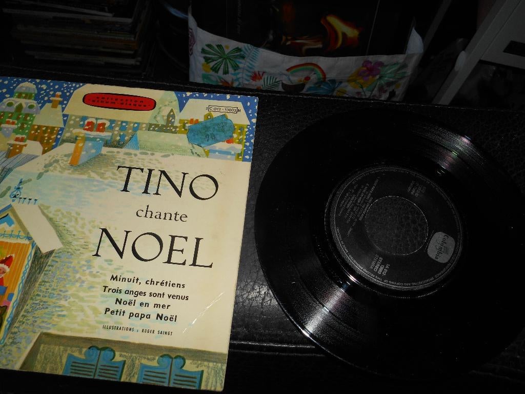 Livre disque Tino chante Noel, Enlèvement ou Envoi