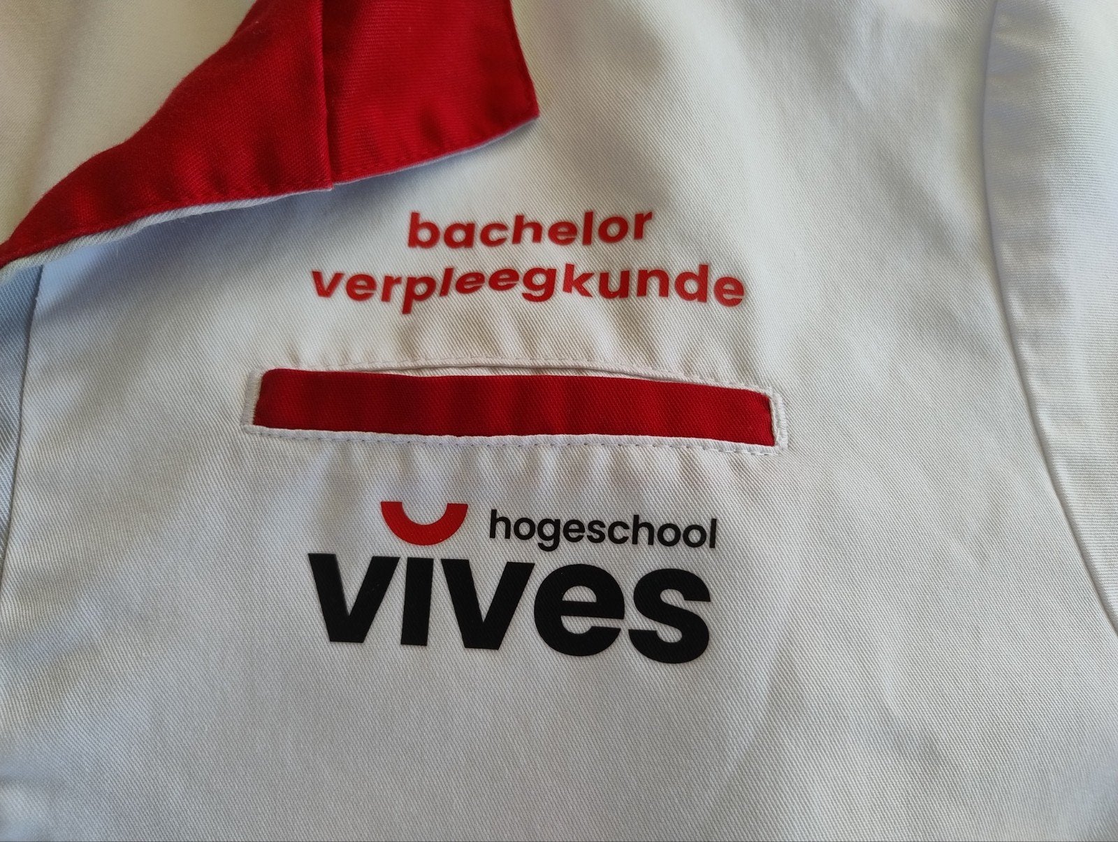 verpleegkunde stagekleding Vives, Ophalen