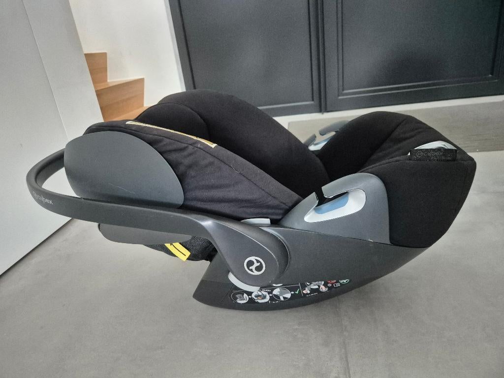 Cybex Cloud Z i Size, Autogordel of Isofix, Slaapstand, Zo goed als nieuw, 0 t/m 13 kg